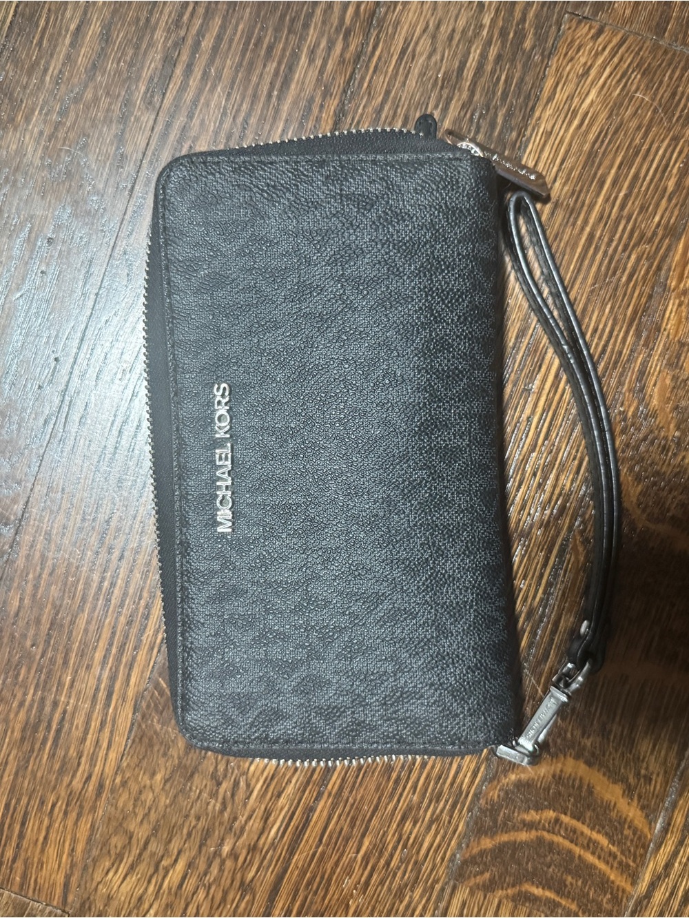 MICHAEL KORS Black Pebbled Leather Wristlet with Silver Hardware